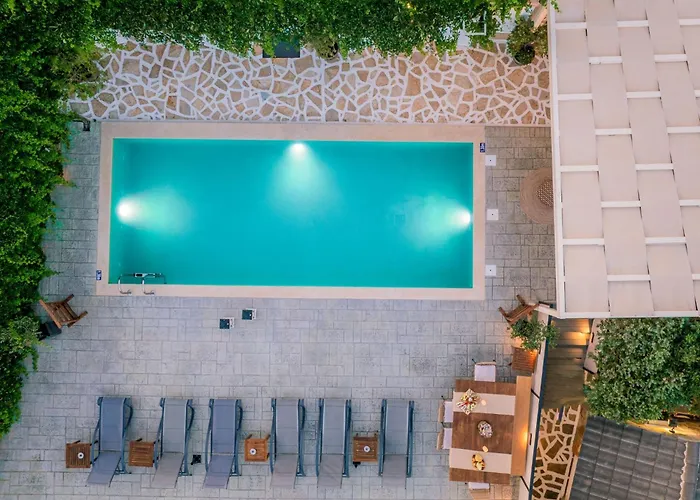 Villa Tramonto With Private Heated Pool, By Zantewize