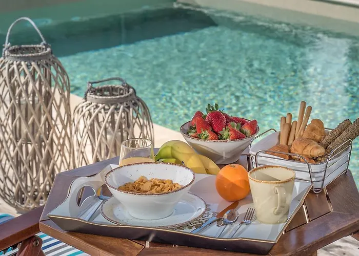 Villa Tramonto With Private Heated Pool, By Zantewize *