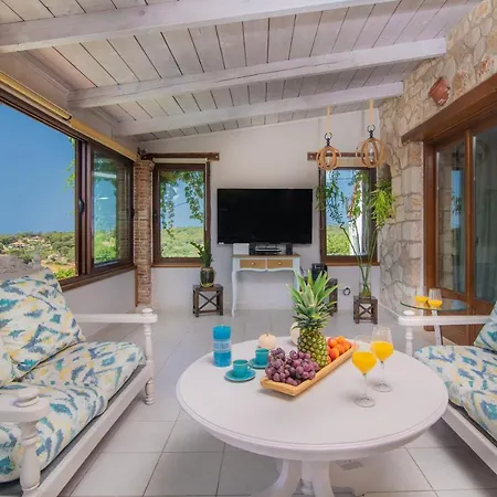 Tramonto With Private Heated Pool, By Zantewize