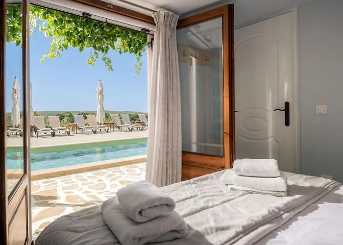 Tramonto With Private Heated Pool, By Zantewize