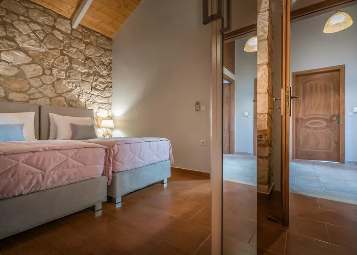 Tramonto With Private Heated Pool, By Zantewize * Volímai