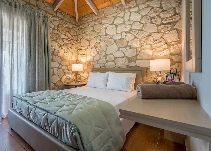 Tramonto With Private Heated Pool, By Zantewize * Volímai