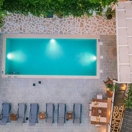 فيلة Tramonto With Private Heated Pool, By Zantewize
