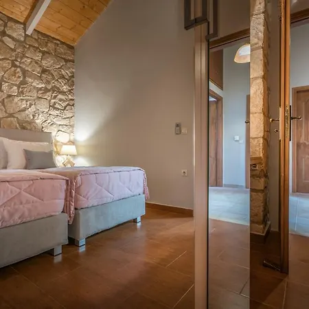 Tramonto With Private Heated Pool, By Zantewize * Volimes