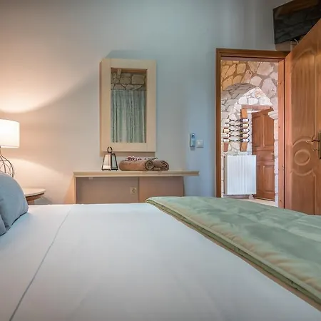 Tramonto With Private Heated Pool, By Zantewize * Volimes